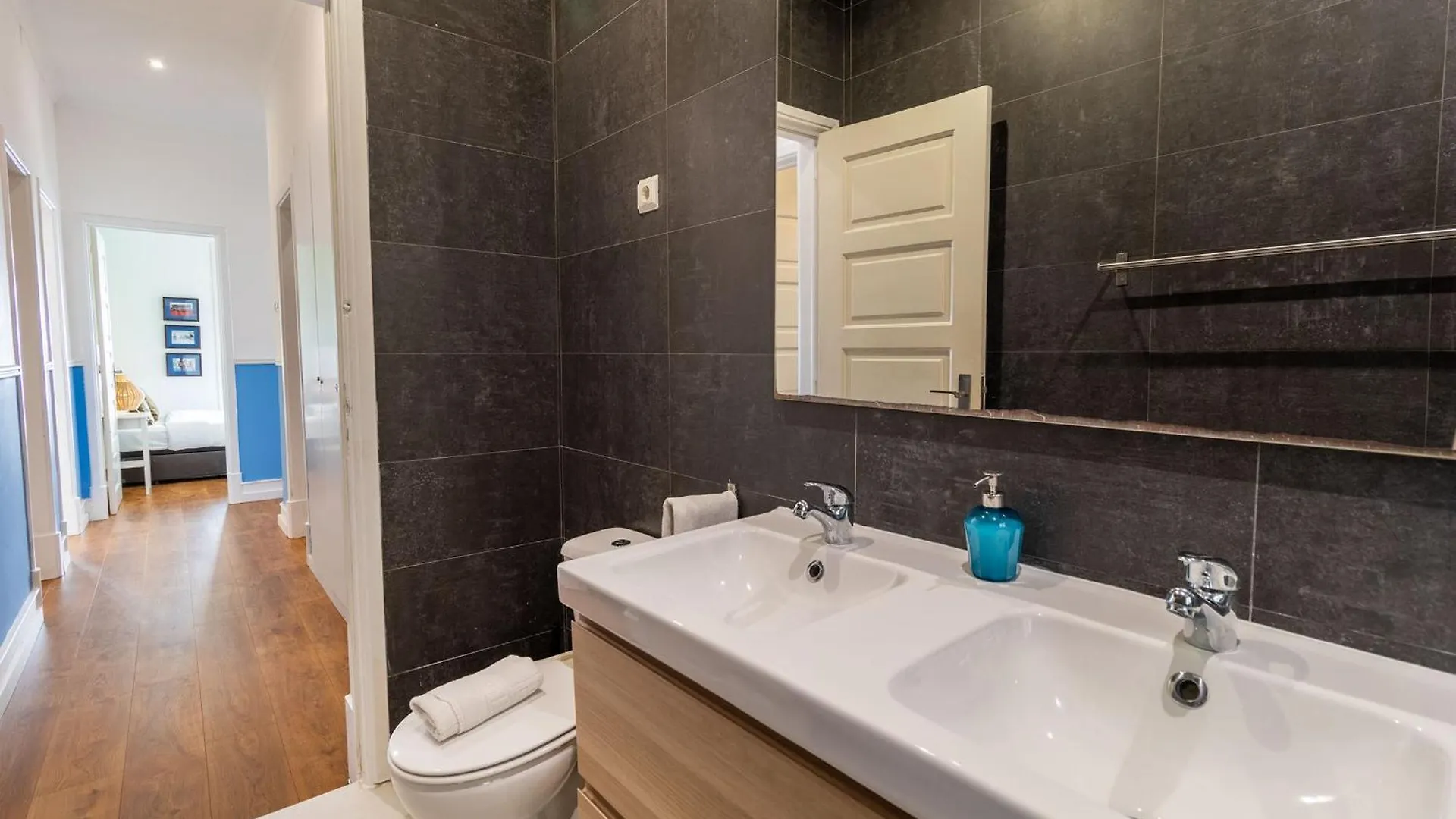 Chagas 17 By Central Hill Apartments Lisbon